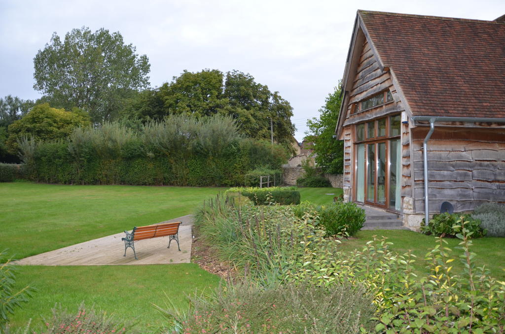 Sabine Barn Bed and Breakfast Eynsham Exteriör bild
